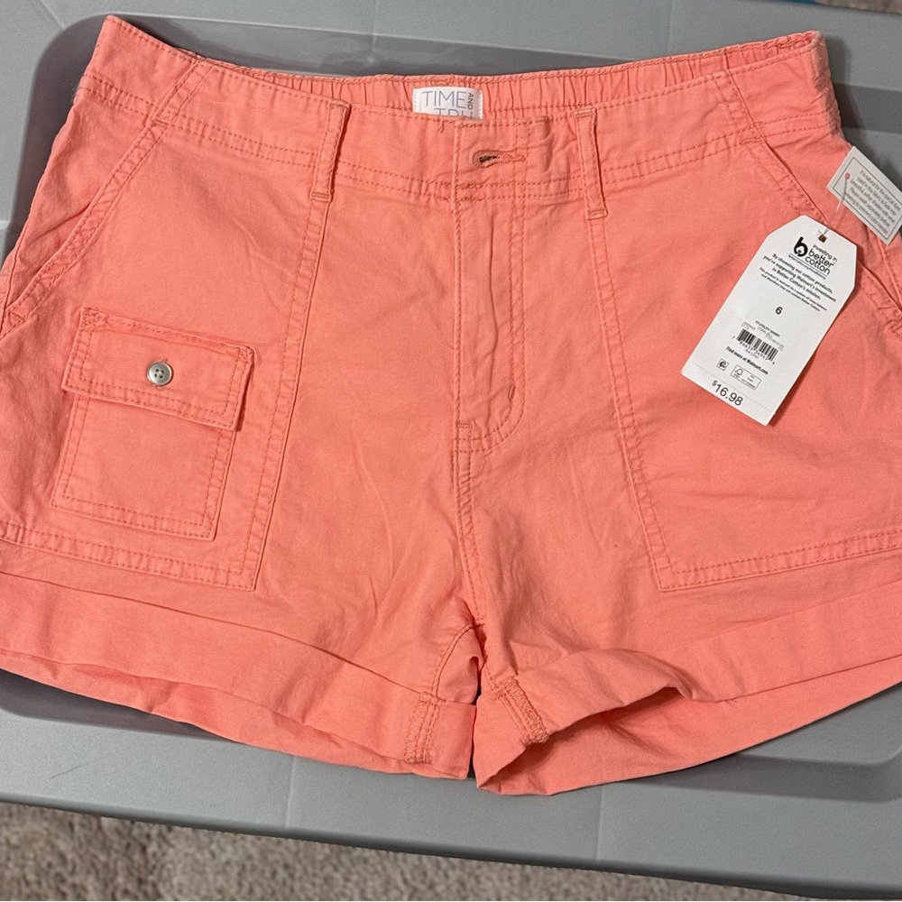 Time and Tru Women's Coral Shorts